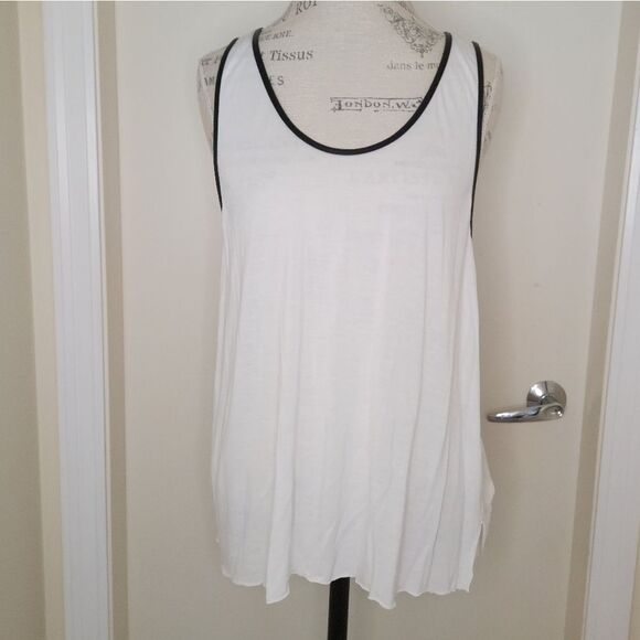 Wilfred Black & White Sleeveless Top - Picture 1 of 8